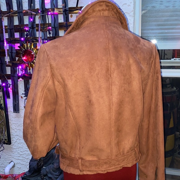 🔸🔸SUEDE MOTO JACKET🔸🔸 - Picture 2 of 3